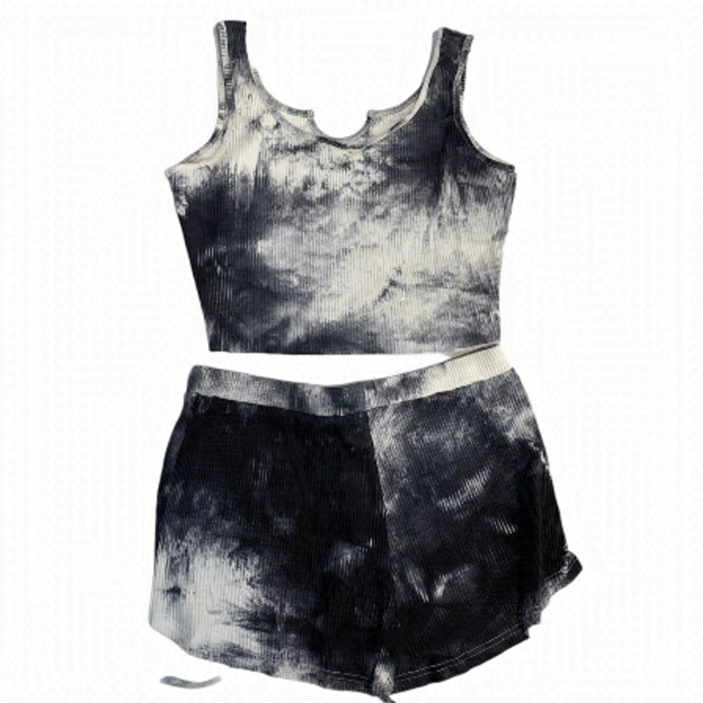 𝅺TWO Piece Tie Dyed Outfit